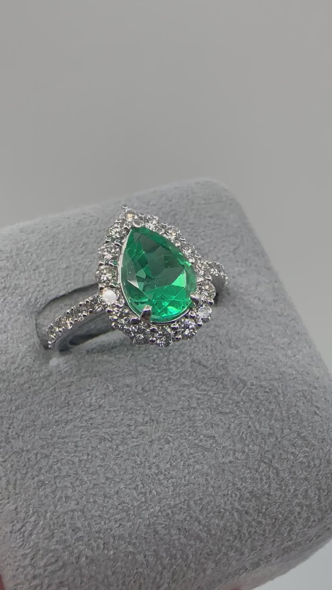 49［一点物］リング エメラルド 1.5ct PS PT