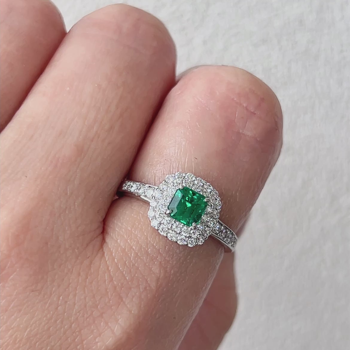 18［一点物］リング エメラルド 0.6ct前後 SQ PT