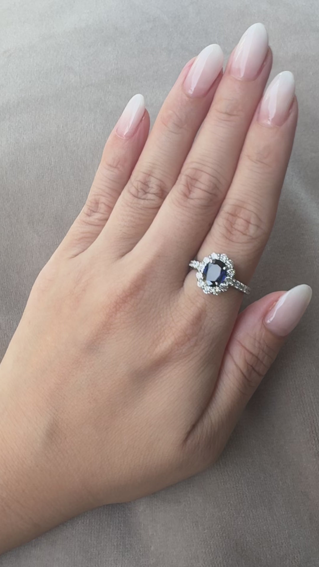 ［一点物］キャサリン妃巻き リング サファイア 1.7ct OV  PT