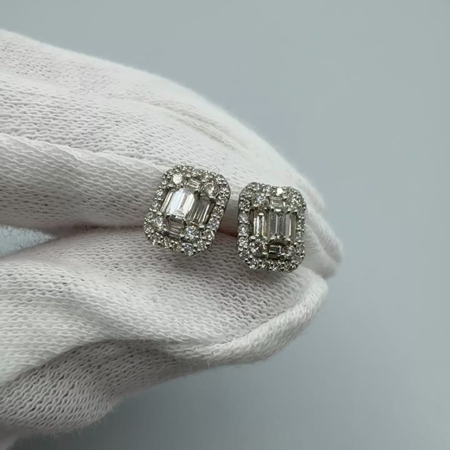 ［女医さん］ピアス ダイヤ