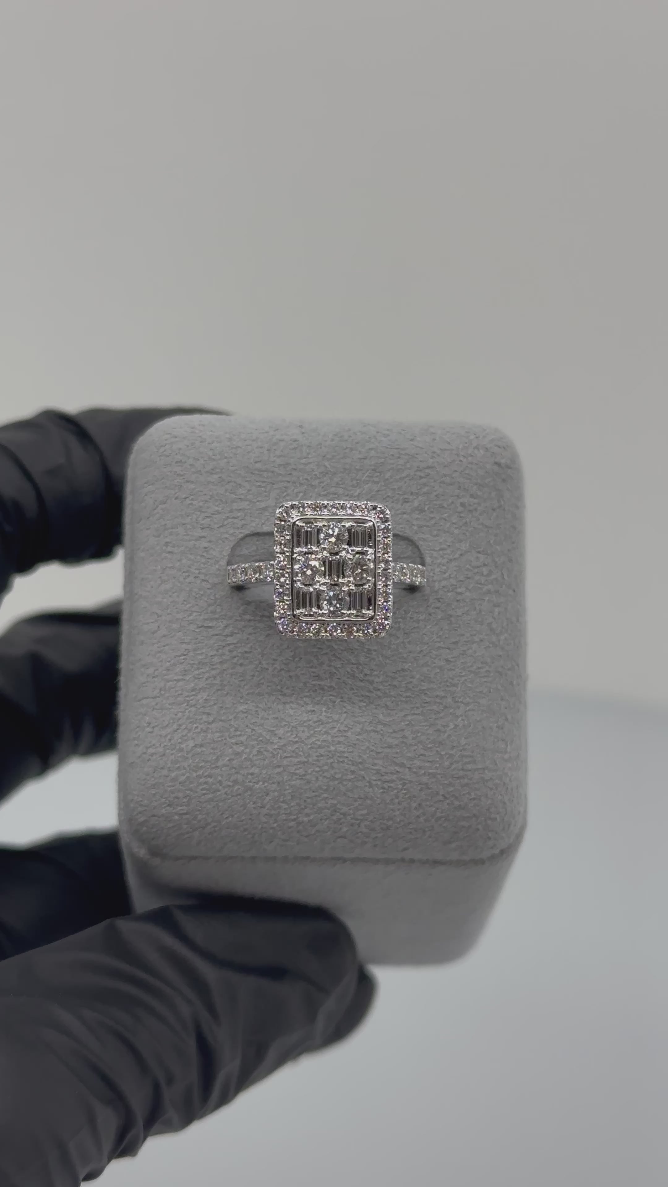 ［レリーフ］リング ダイヤ