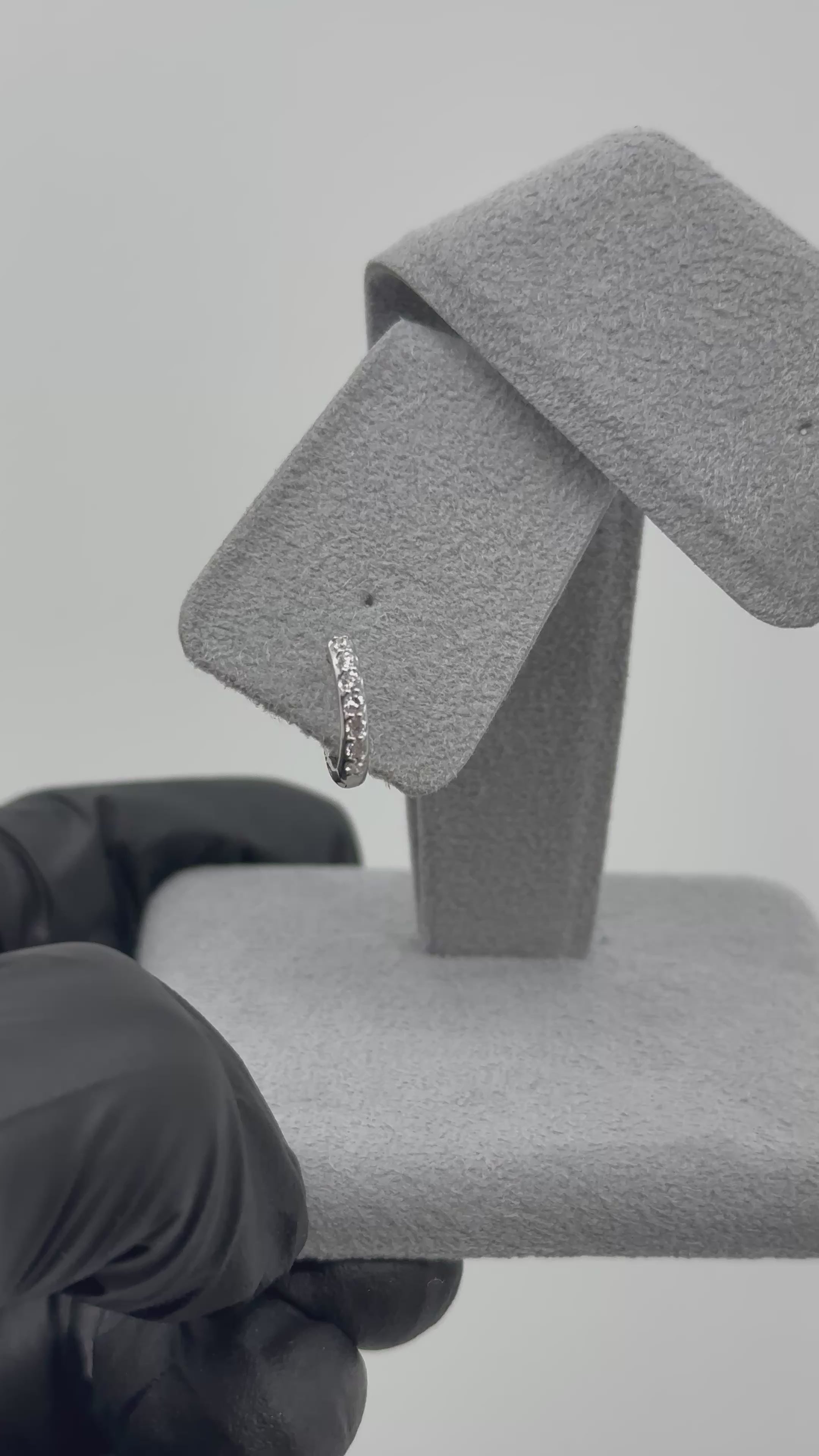 ［セルソー］ ダイヤモンドフープピアス