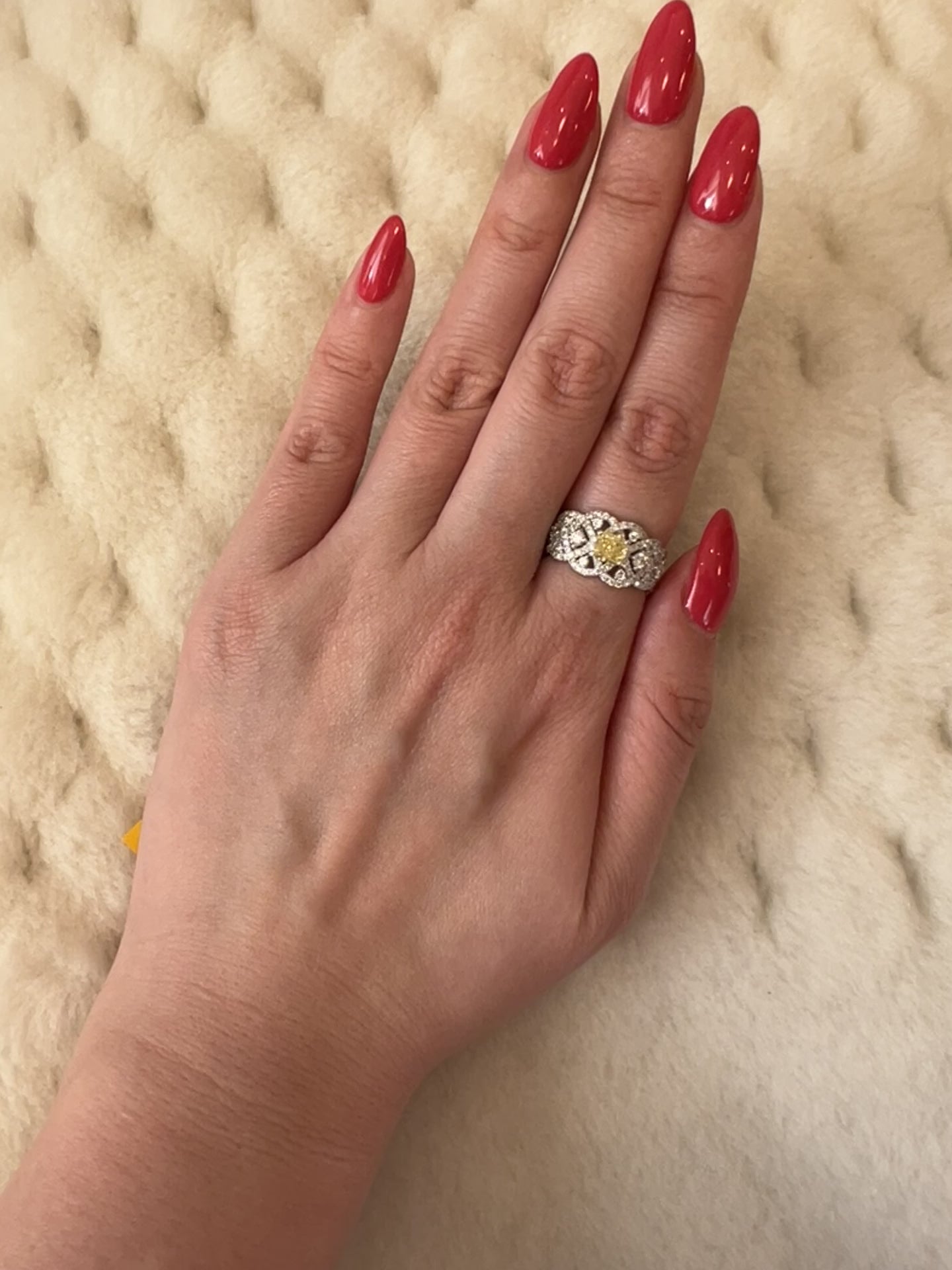 10-アマンチ 中石0.7ct SQ PTリング〜Fancy intense yellow｜AYAKO SAKURAI（櫻井 彩子（サクライ アヤコ））公式通販サイト