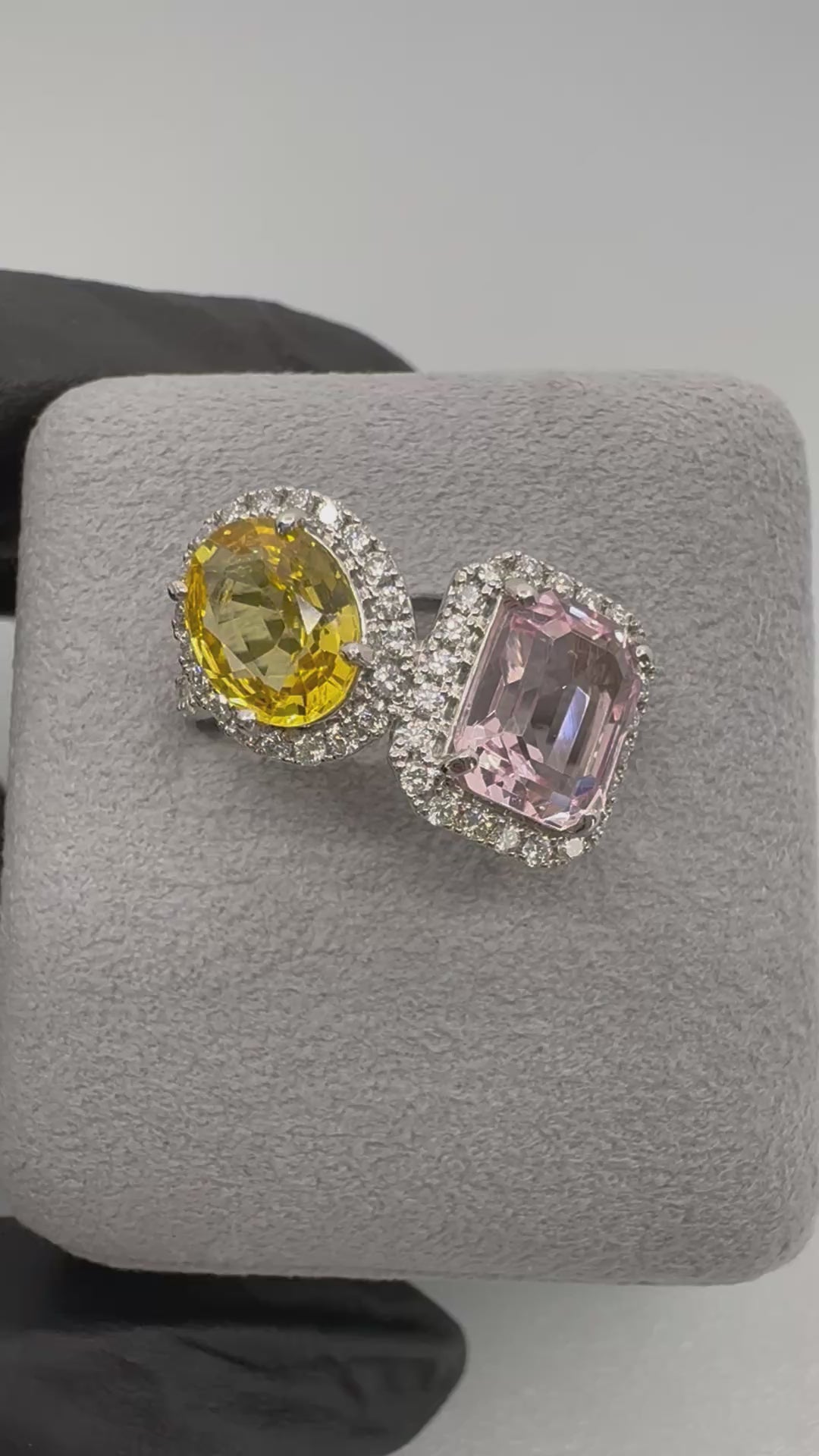 ［ベニエ］リング イエローサファイア 1.7ct OV/モルガナイト 1.9ct EM